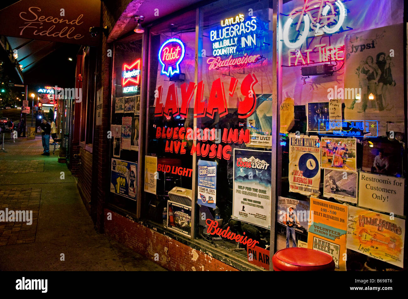 Country Musik Bars Am Broadway Nashville Tennessee Usa Stockfotografie Alamy