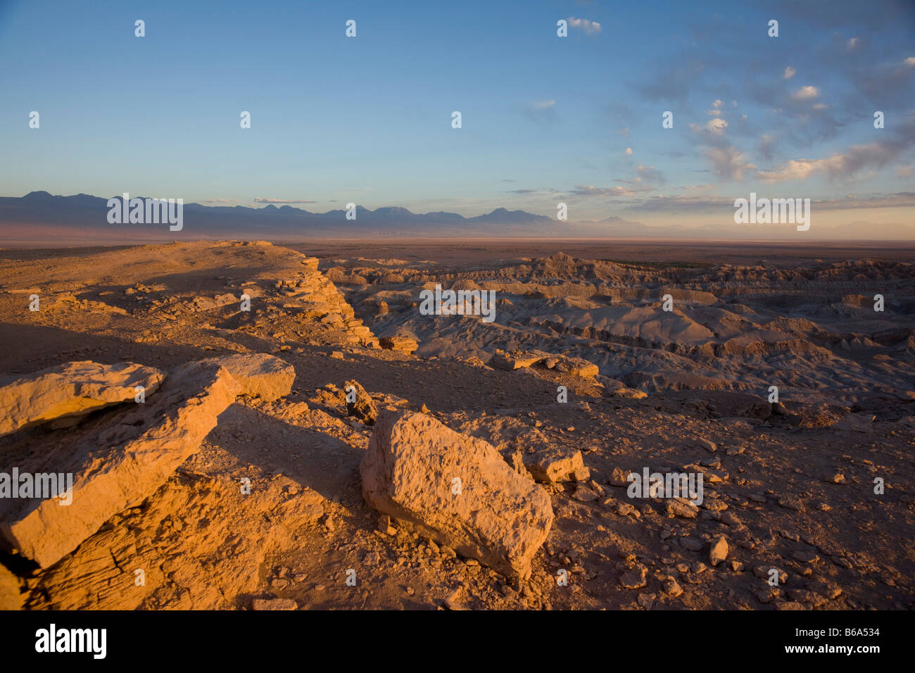 Sonnenuntergang über Valle De La Lune (Tal des Mondes), Atacama, Chile Stockfoto