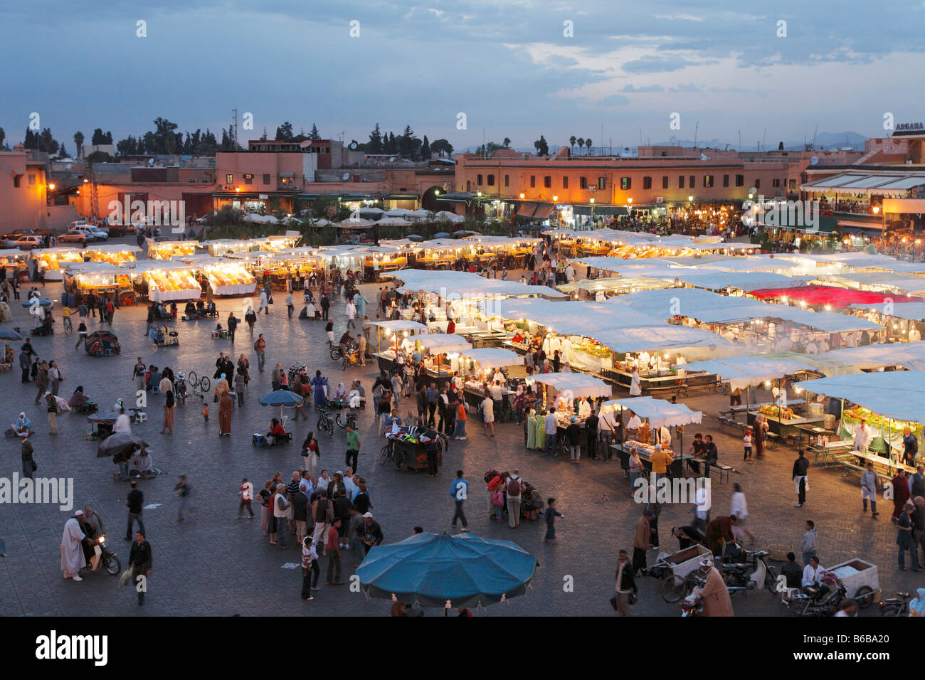 Djemaa el-Fna-Platz, Marrakesch, Marokko, Afrika Stockfoto