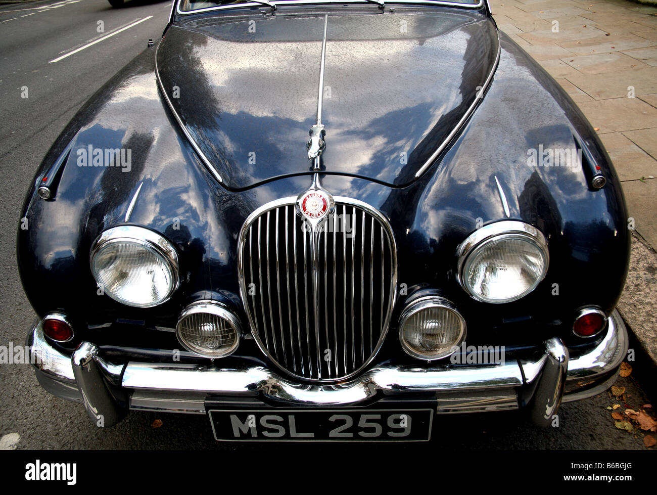 Klassiker der 1960er Jahre Jaguar Mark II Limousine London Stockfoto