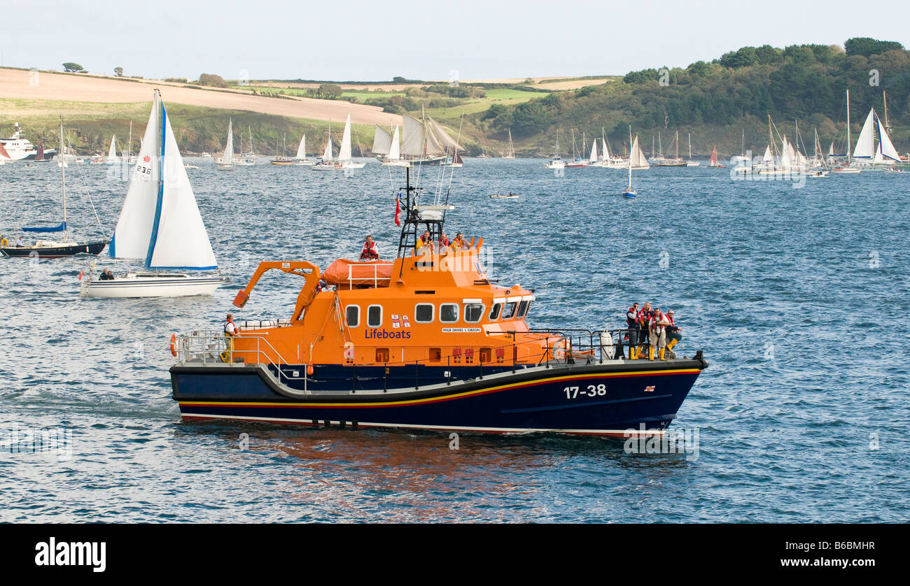 Rettungsboot, Schiffe Funchal Tall Regatta, Falmouth, Cornwal, l UK Stockfoto