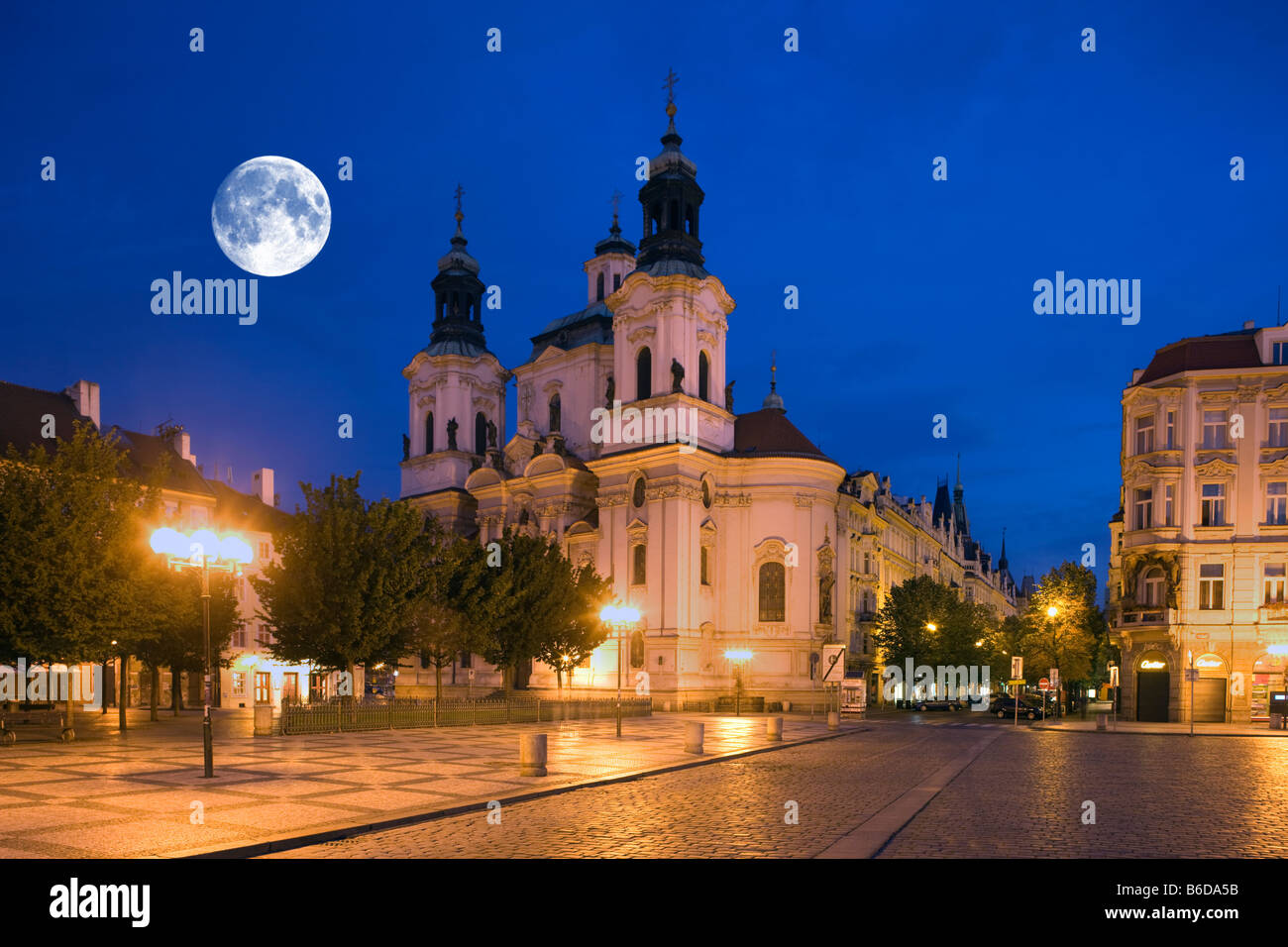 SANKT NIKOLAUS KIRCHE ALTSTÄDTER RING STARE MESTO PRAG TSCHECHISCHE REPUBLIK Stockfoto