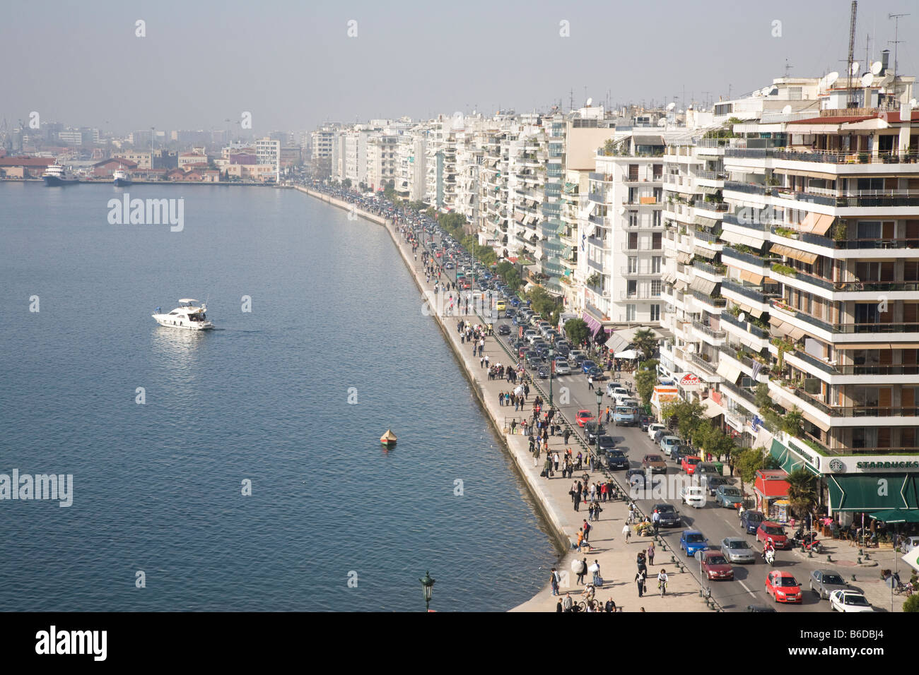 Promenade am Wasser Thessaloniki Griechenland Stockfoto