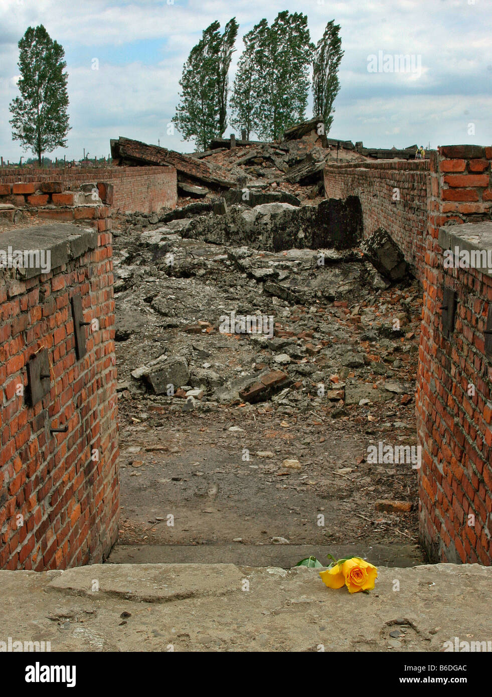 Häftling im KZ Gaskammer und Krematorium IV, Auschwitz II Birkenau Stockfoto