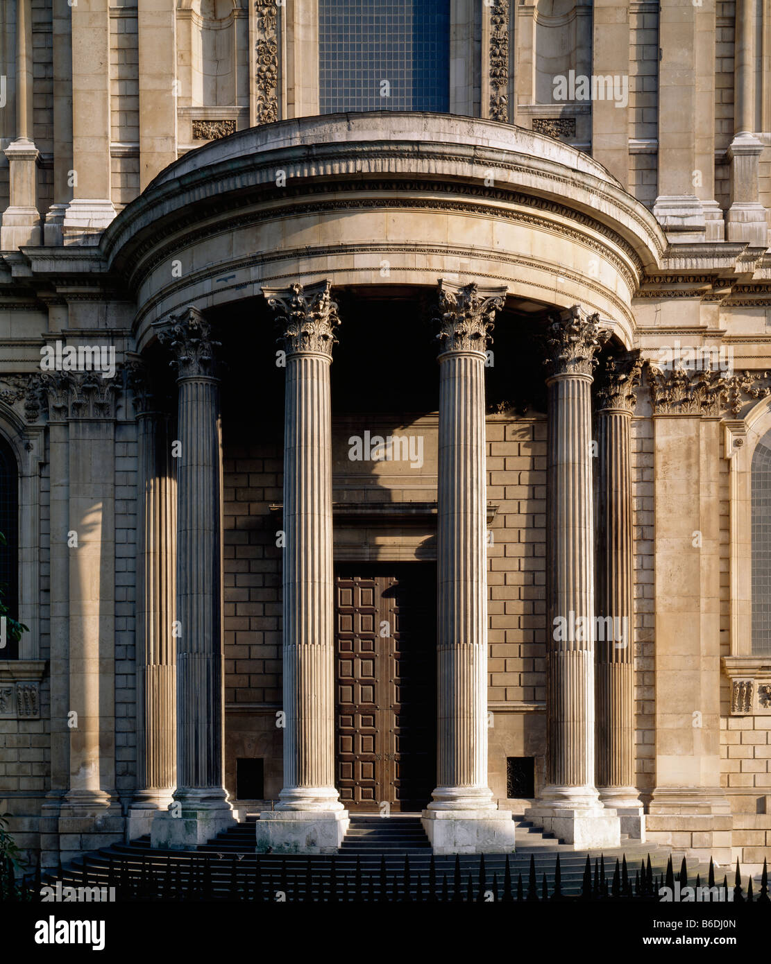 Saint-Paul Kathedrale Süden portico Stockfoto