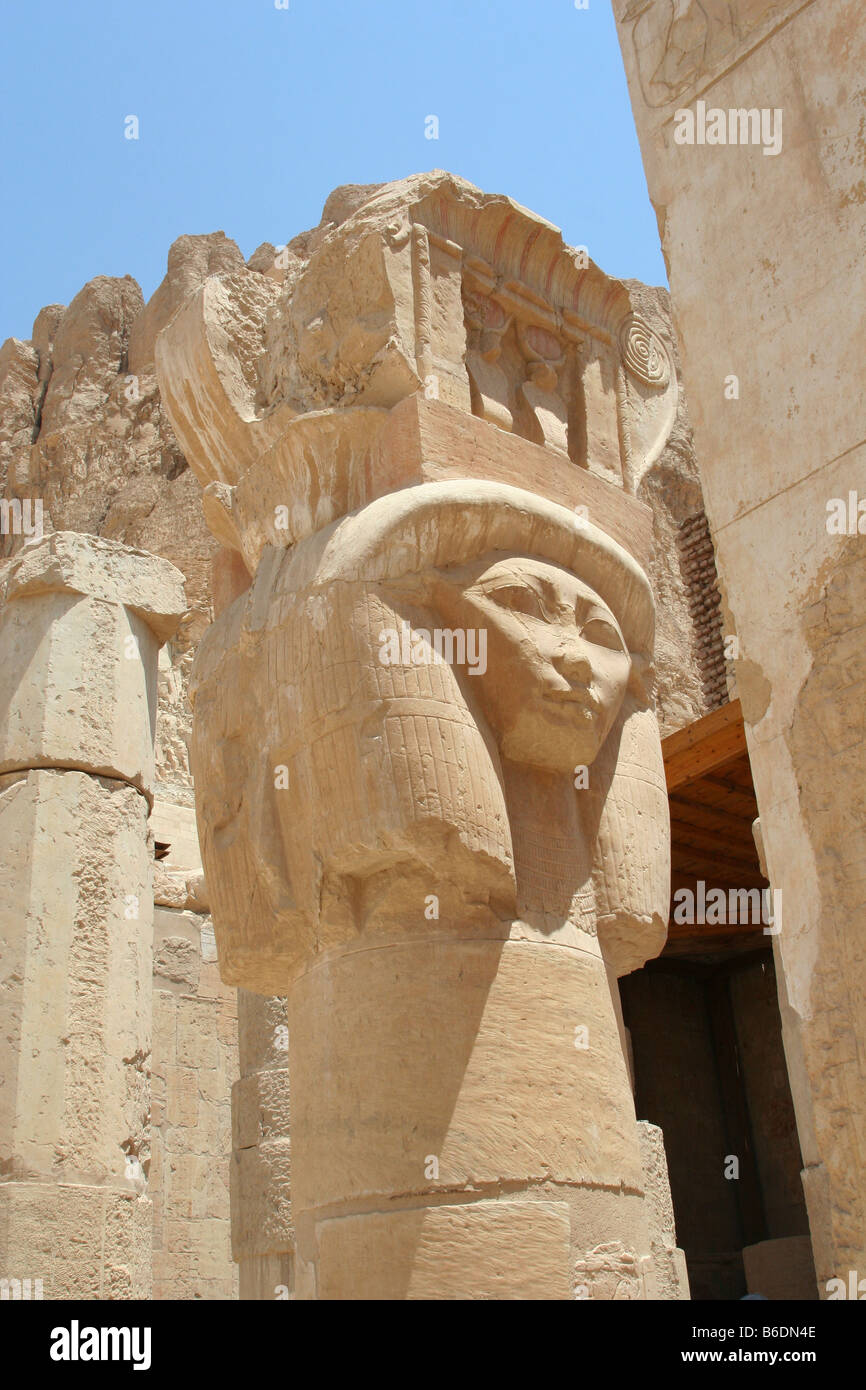 Göttin Hathor, Tempel der Königin Hatshepsut Deir el-Bahri, Theben Luxor, Ägypten Stockfoto