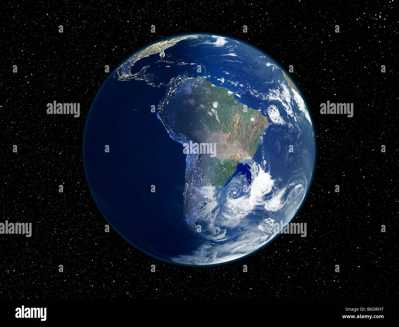 Südamerika, Nacht-Tag-Satellitenbild. Dieses zusammengesetzte Bild der Erde dreht sich auf Südamerika. Stockfoto