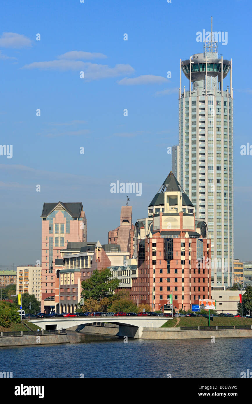 Moderne Architektur, hohe Gebäude mit Hausmusik, Blick von Moskwa, Moskau, Russland Stockfoto