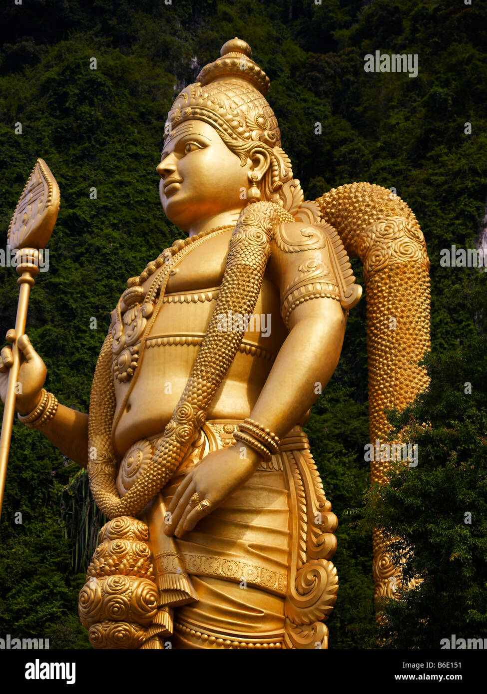 Batu Höhlen Eine Große Statue Von Lord Murugan Stockfotografie Alamy