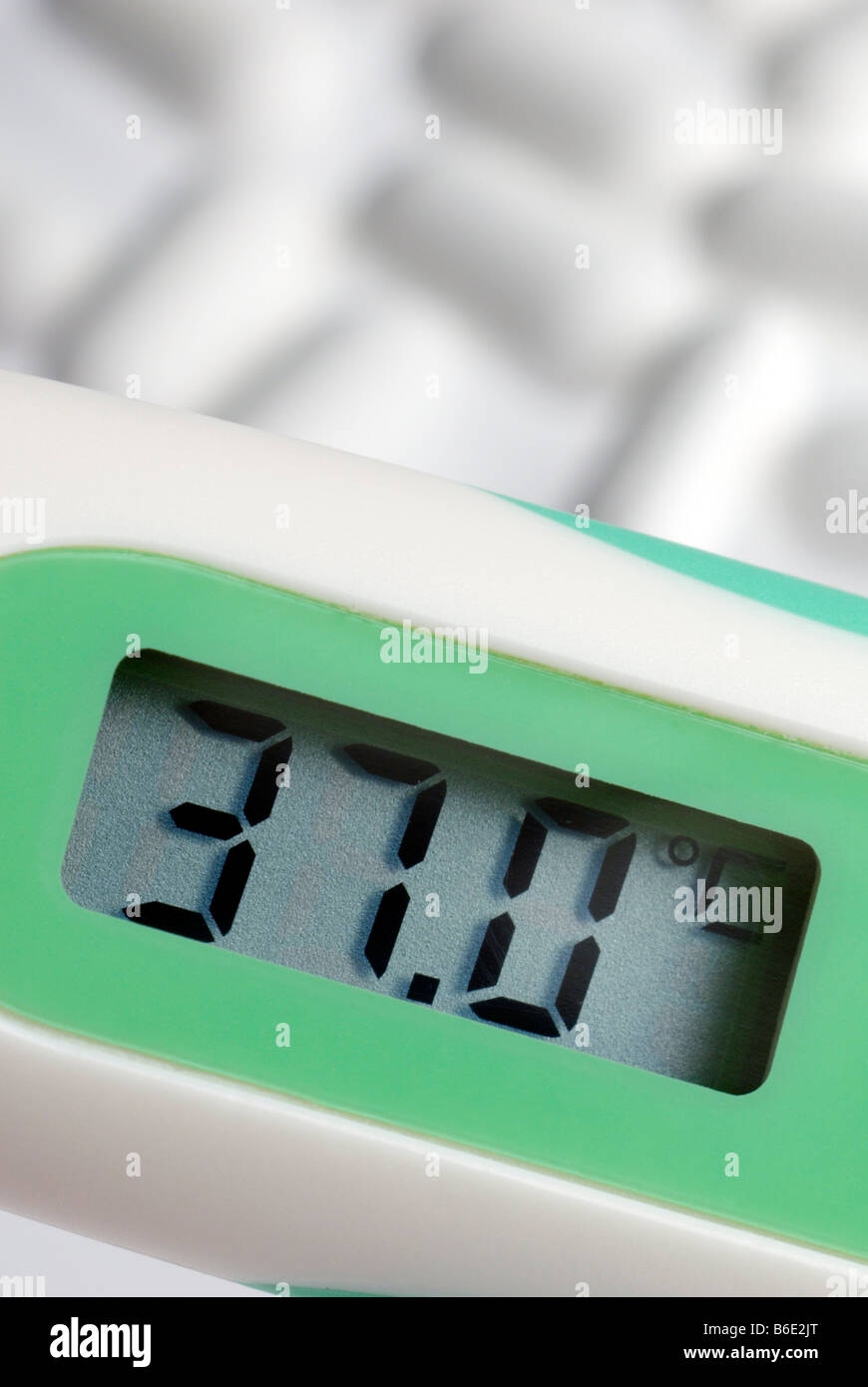 Digital-Thermometer mit normalen Bodytemperature, 37 Grad Celsius  Stockfotografie - Alamy