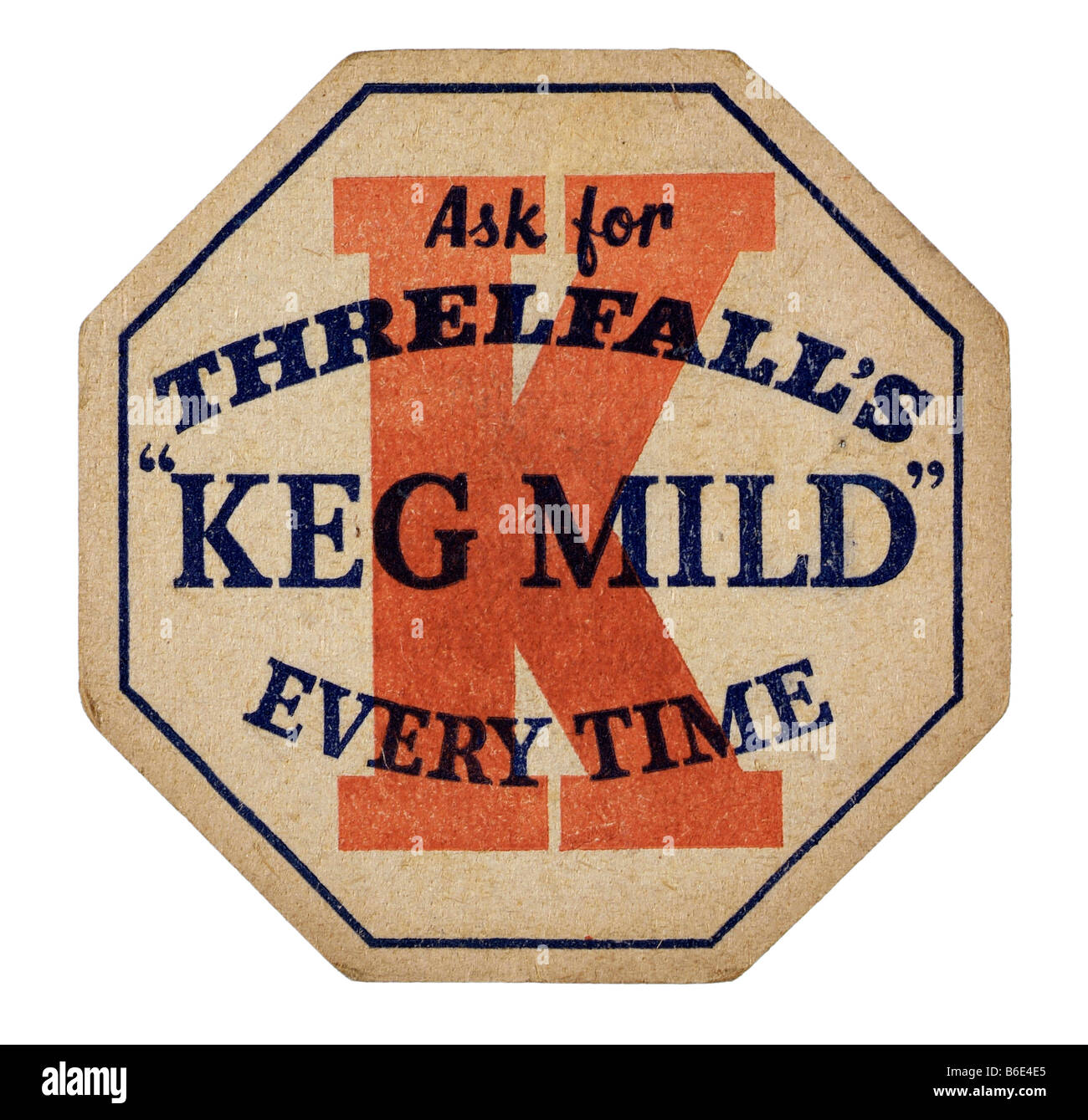 Fragen Sie nach Threlfall das Fass milde jedesmal simGangster Achterbahn Rest Gläser Bier trinken Gaststätten Vereinigtes Königreich Tabellen schützen Stockfoto