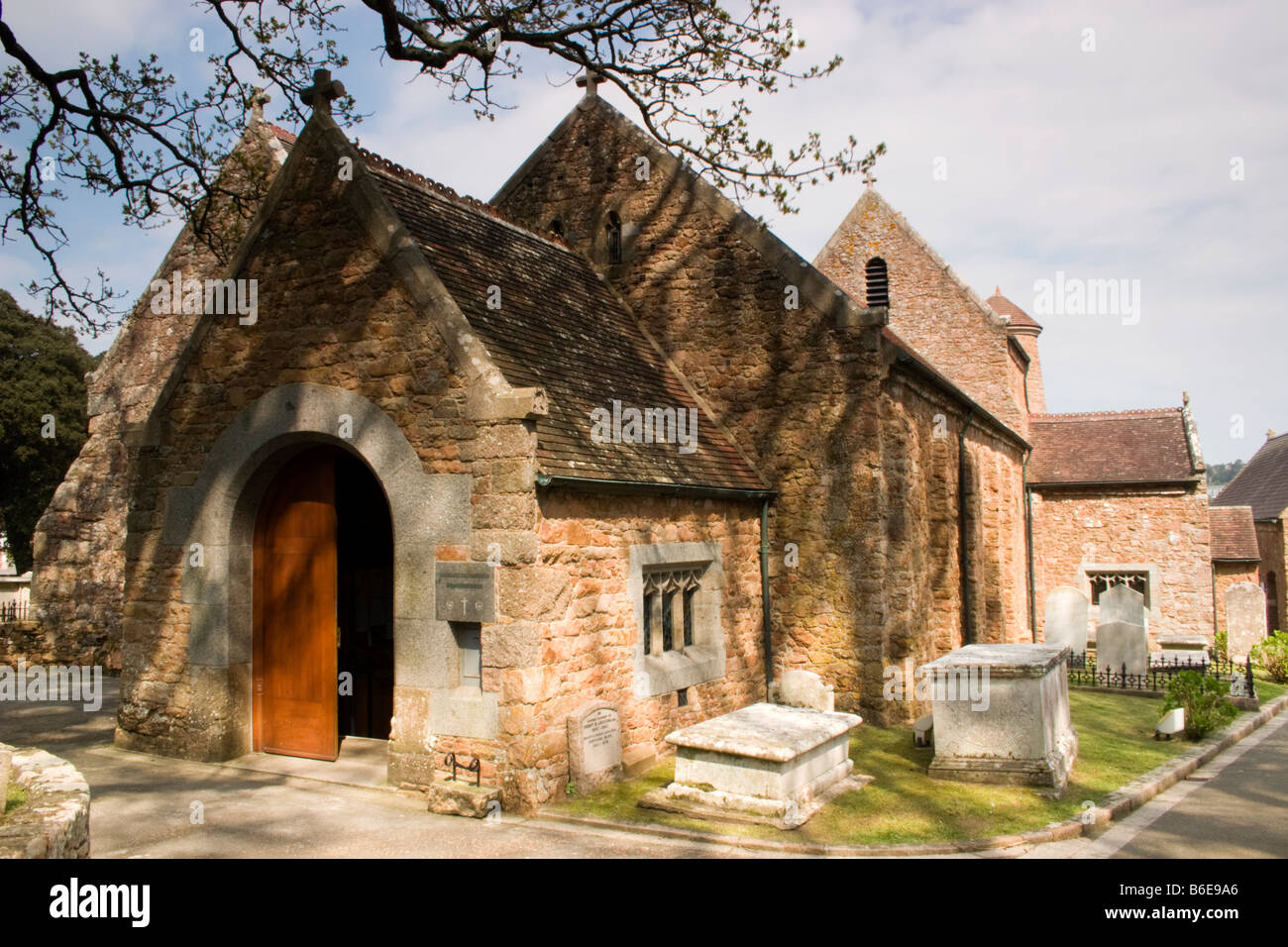 St Brelade Pfarrkirche, Jersey, Kanalinseln. Teil der Diözese von Winchester. Stockfoto