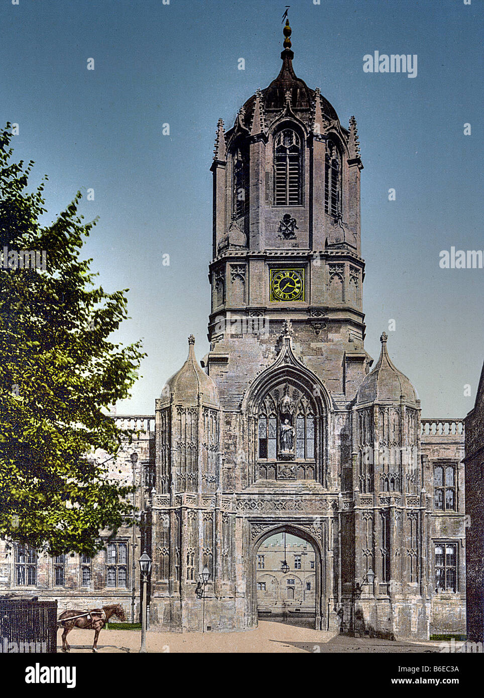 Christ Church College tom Tower, Oxford, UK-sorgfältig restauriert, re-master repariert und Farben in seinen ursprünglichen Zustand verbessert. Stockfoto