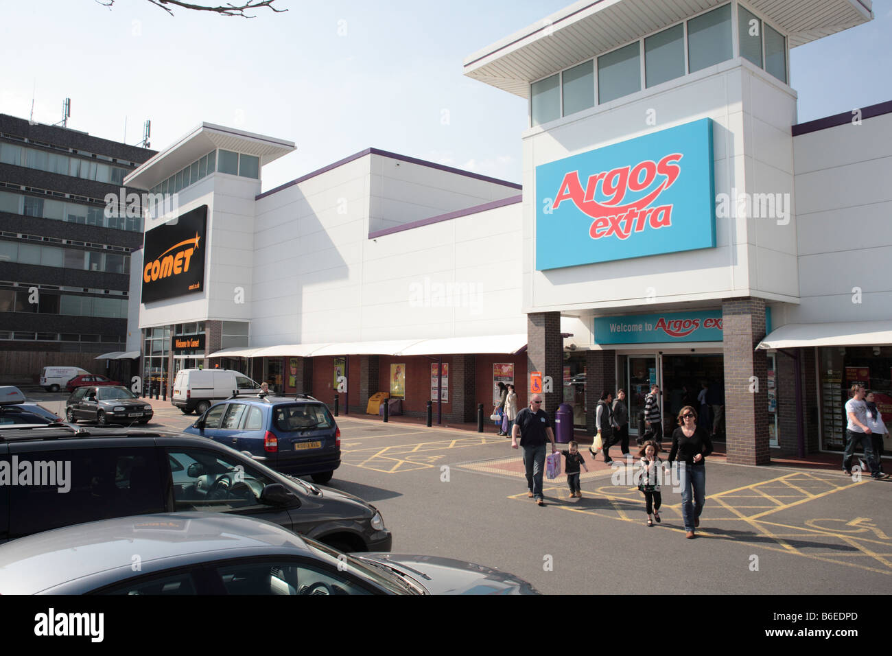 Cambridge schließen Retail Park, Aylesbury, betrieben von The Junction. Stockfoto