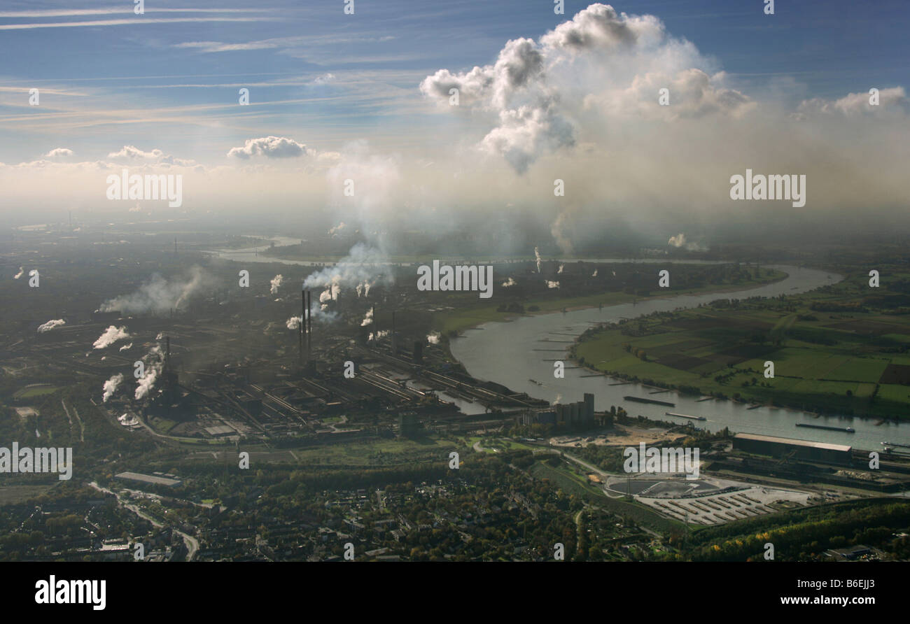 Rhein, Luftverschmutzung, Bruckhausen, Duisburg-Nord, Nordrhein-Westfalen, Deutschland, Europa Stockfoto