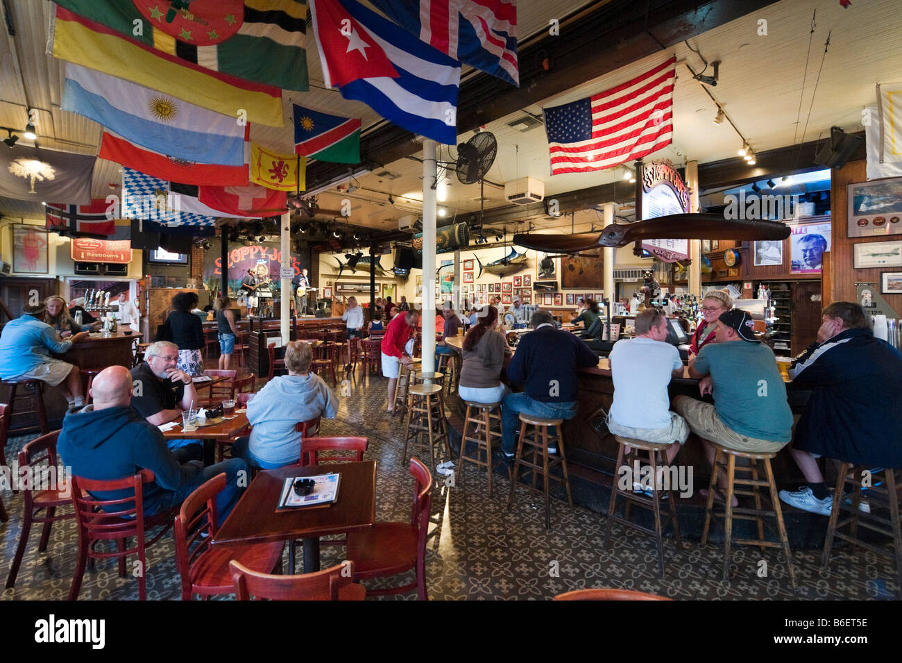 Live-Musik im Sloppy Joe's Saloon, Duval Street in der alten Stadt, Key West, Florida Keys, USA Stockfoto