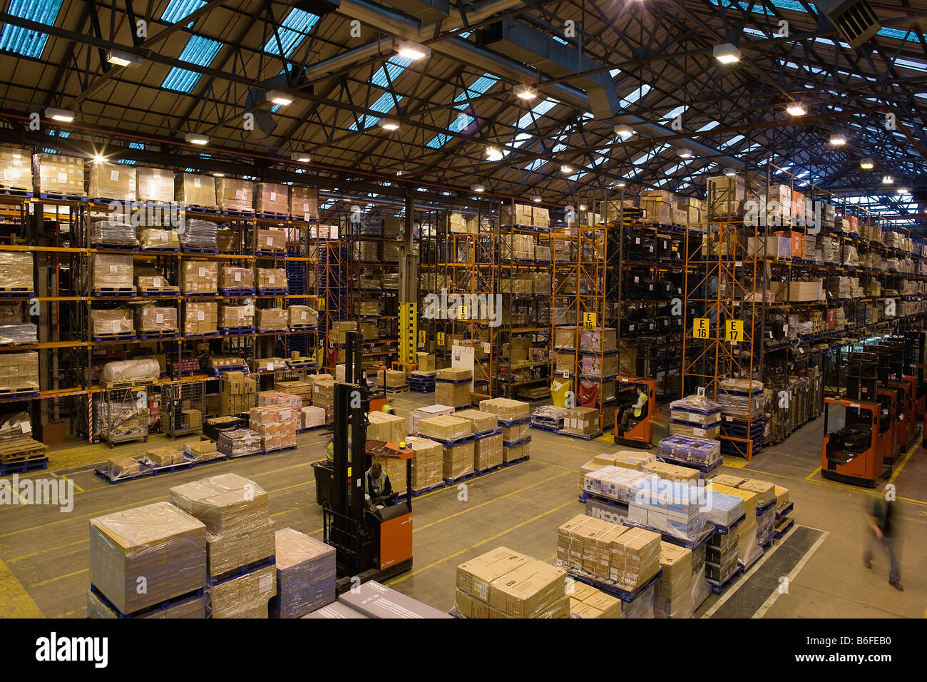Das Innere des Argos Katalog direkten Distributionszentrums in Welwyn Hertfordshire Stockfoto