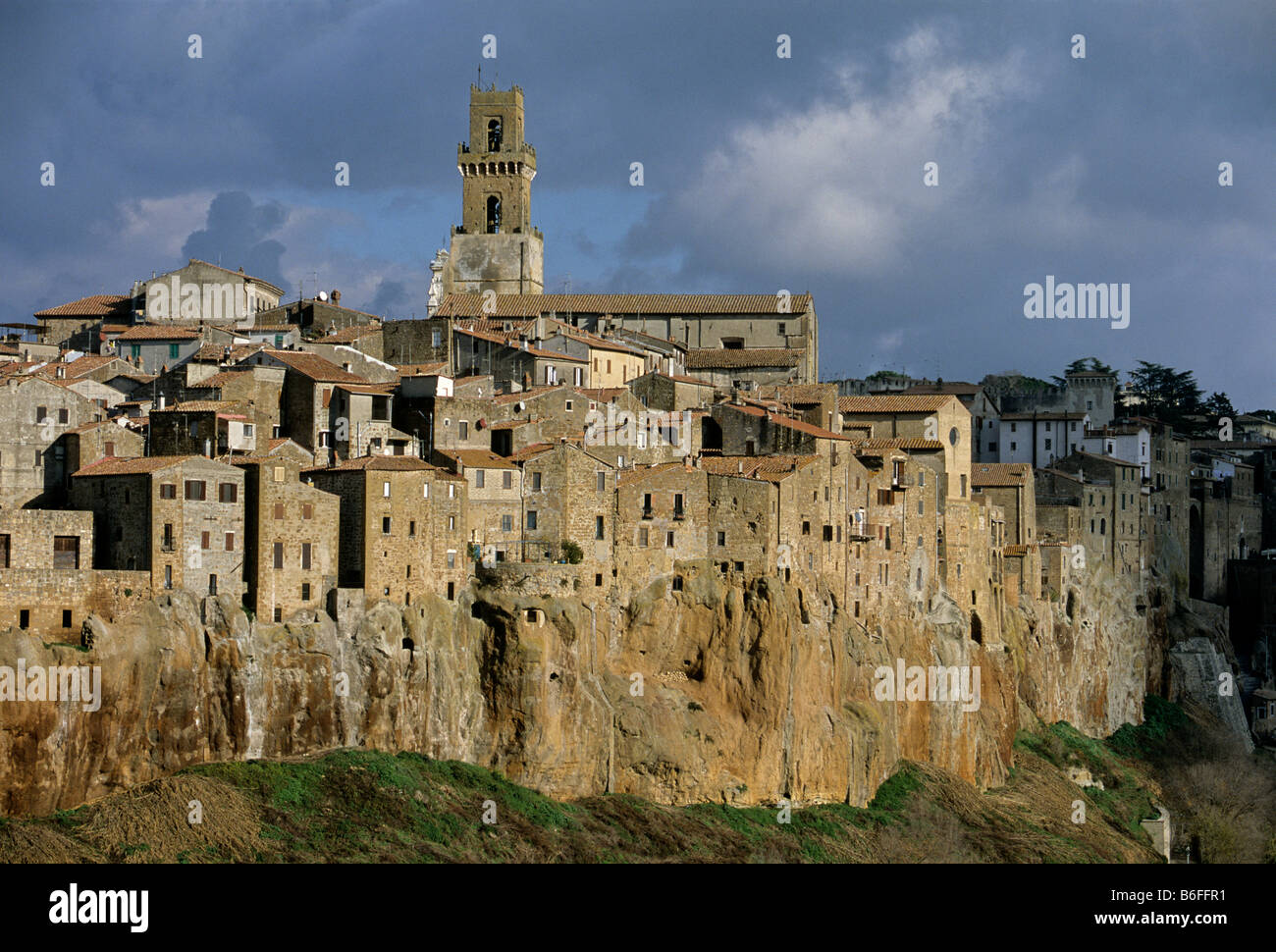 Cattedrale dei santi pietro e paolo -Fotos und -Bildmaterial in hoher ...