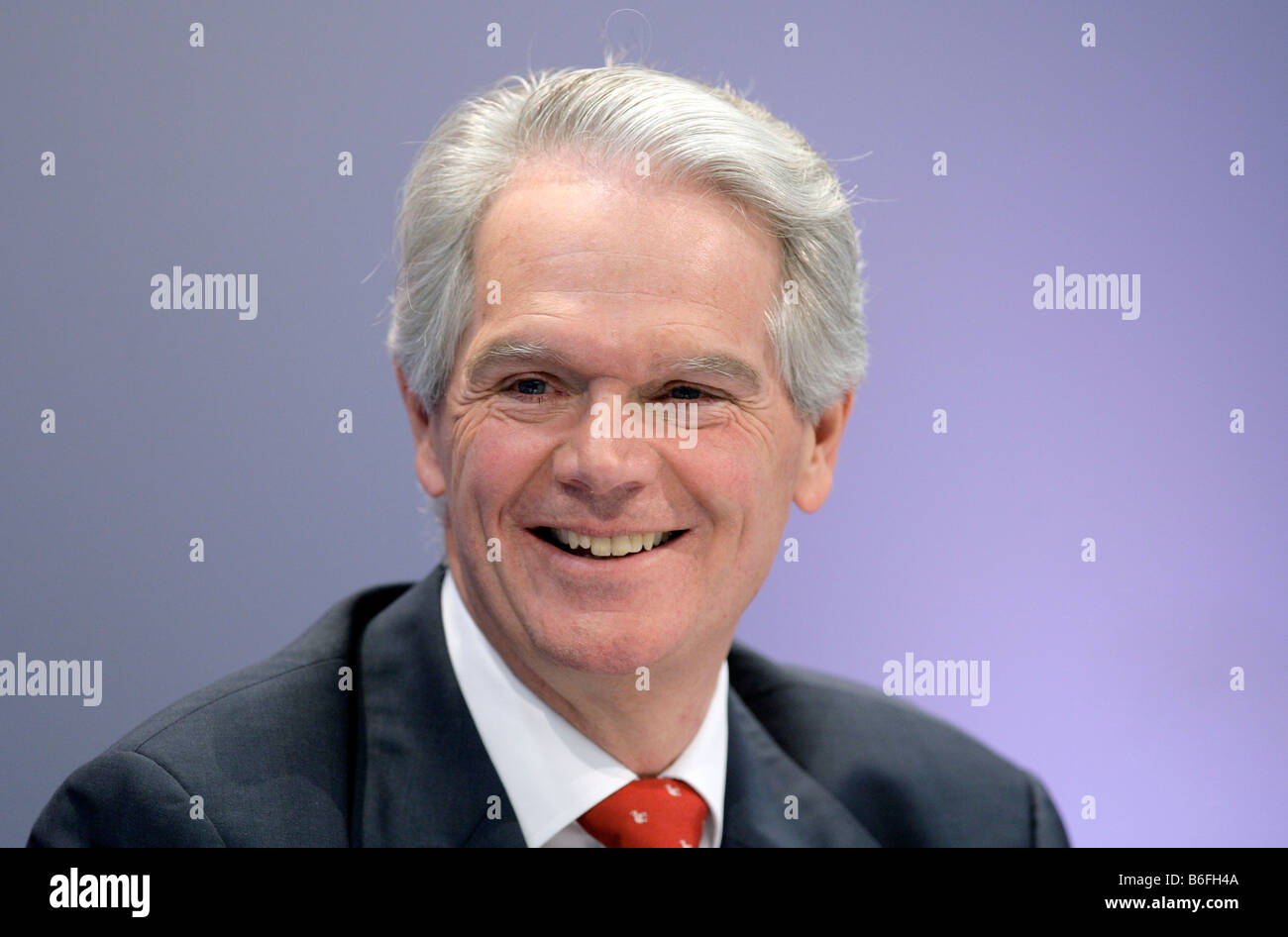 Peter-Alexander Wacker, Chief Executive Officer und designierten Vorsitzenden des Aufsichtsrats der Wacker Chemie AG, während th Stockfoto