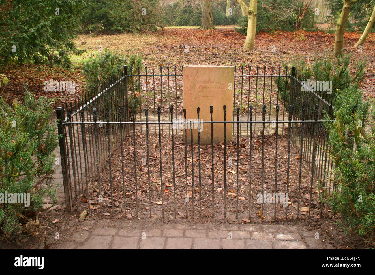 PET Cemetary Pferd Grab in Rufford Park Nottinghamshire Stockfoto