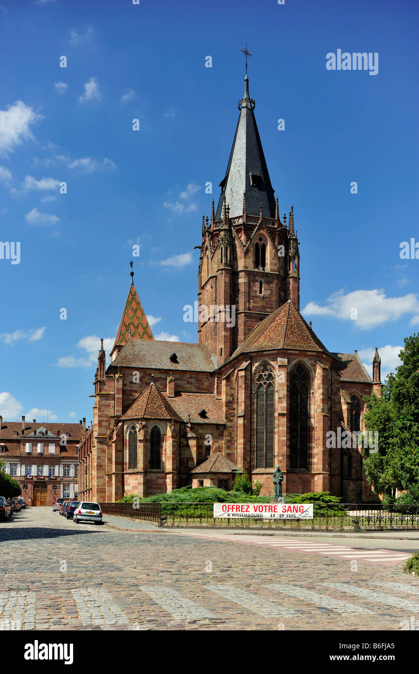 Kirche St. Peter und Paul, dieAbbatiale Saints Pierre et Paul, Wissembourg, Naturpark Nordvogesen, Vogesen, Elsass, Frankreich Stockfoto