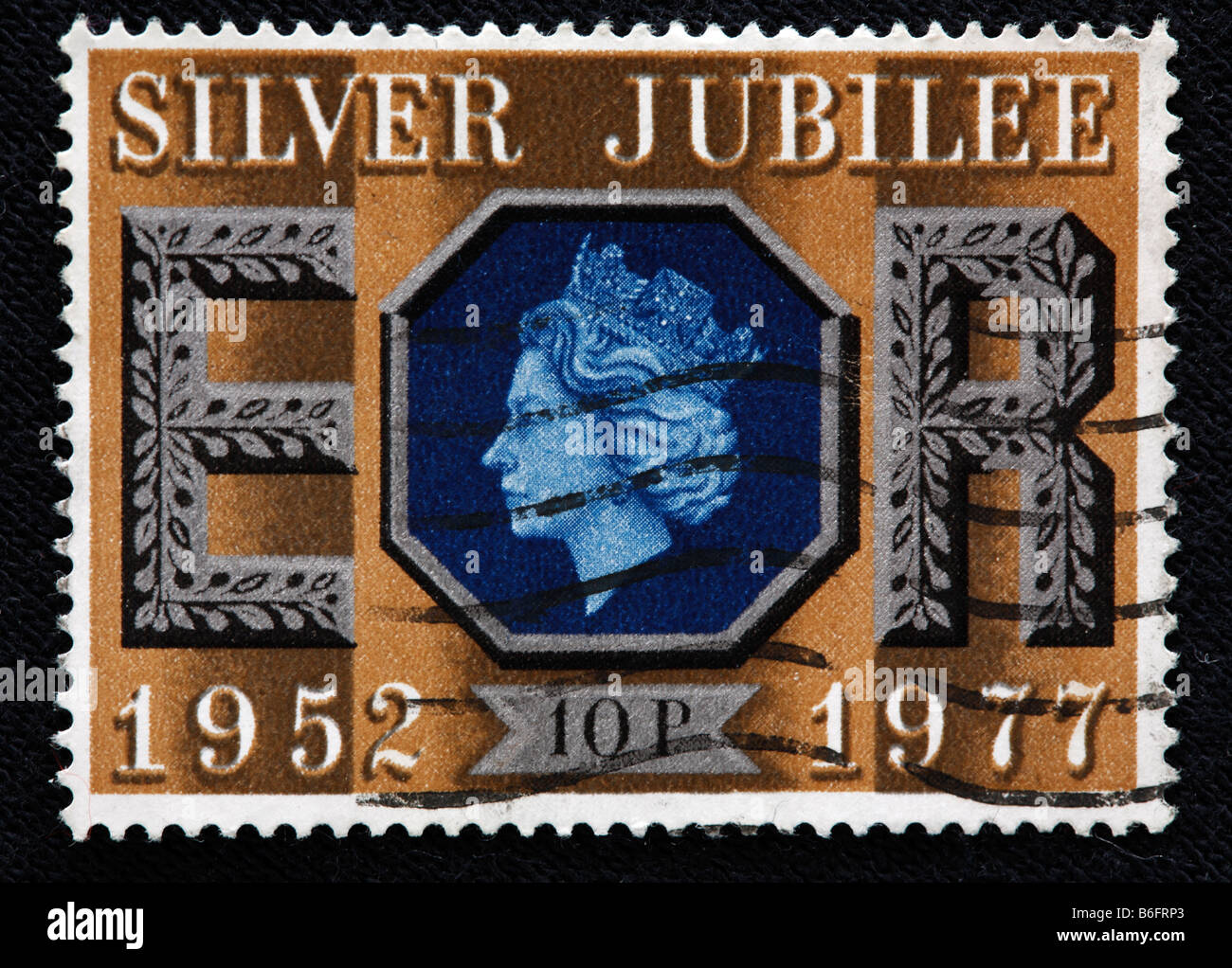Silbernes Jubiläum der Herrschaft von Königin Elizabeth II des Vereinigten Königreichs (1952-1977), Briefmarke, UK Stockfoto