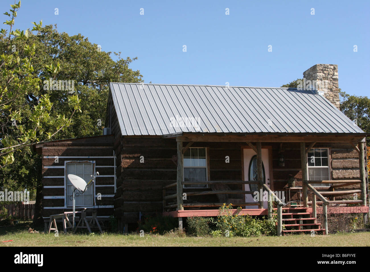 Eine rustikale Blockhütte in Texas Stockfoto