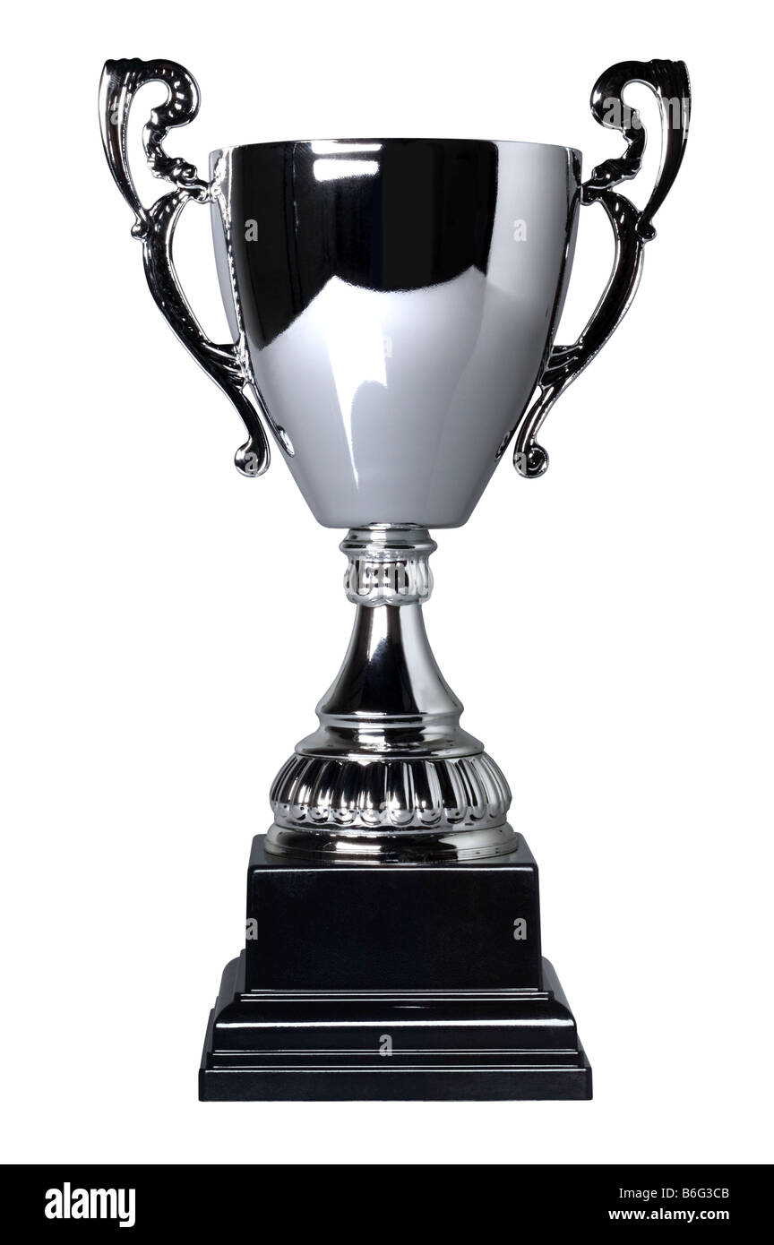 Silbertrophäe Cup am Stand isoliert auf weißem Hintergrund mit Beschneidungspfad Plain Reflexion Stockfoto