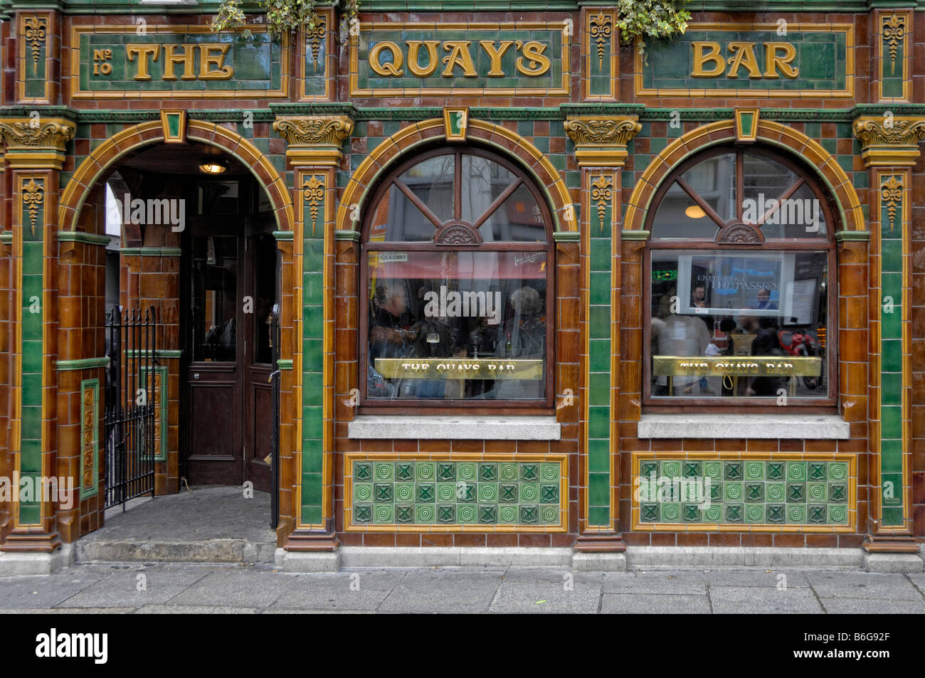 Traditionelles irisches Pub Fassade Tempel barDublin Stockfotografie
