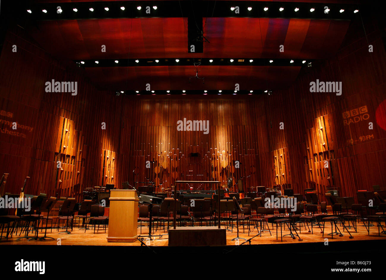 Schuss von der Bühne des Konzertsaals Barbican Centre. Stockfoto