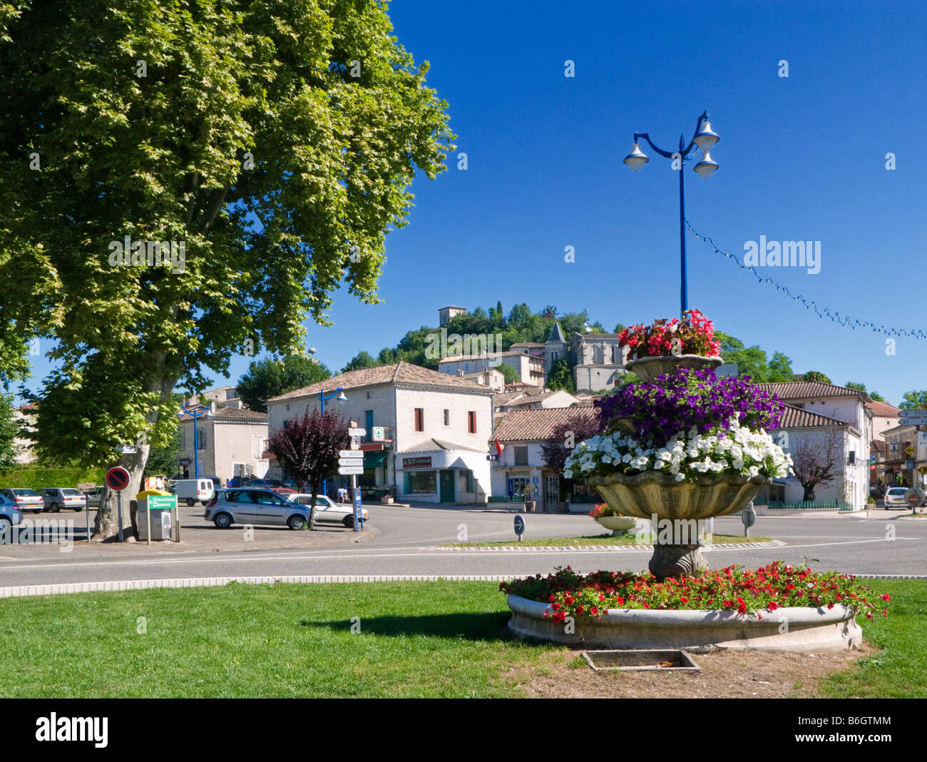 Stadtzentrum in Montaigu de Quercy, Tarn et Garonne, Südwest-Frankreich, Europa Stockfoto