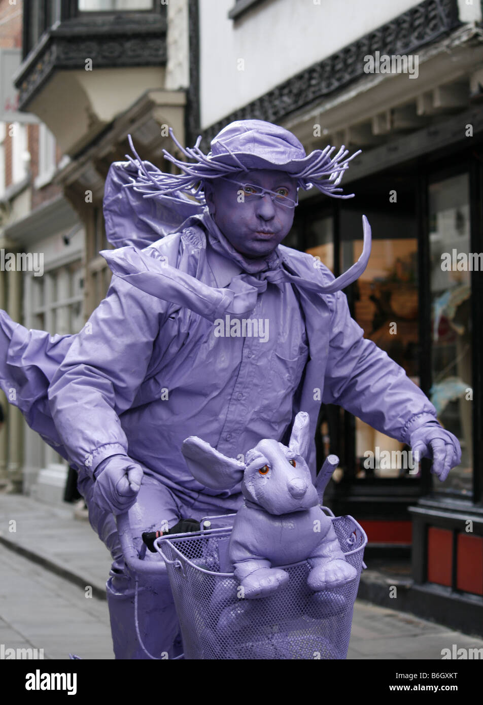 Straße Entertainer - lebende Statue - im Zentrum von York, Yorkshire, England. Stockfoto