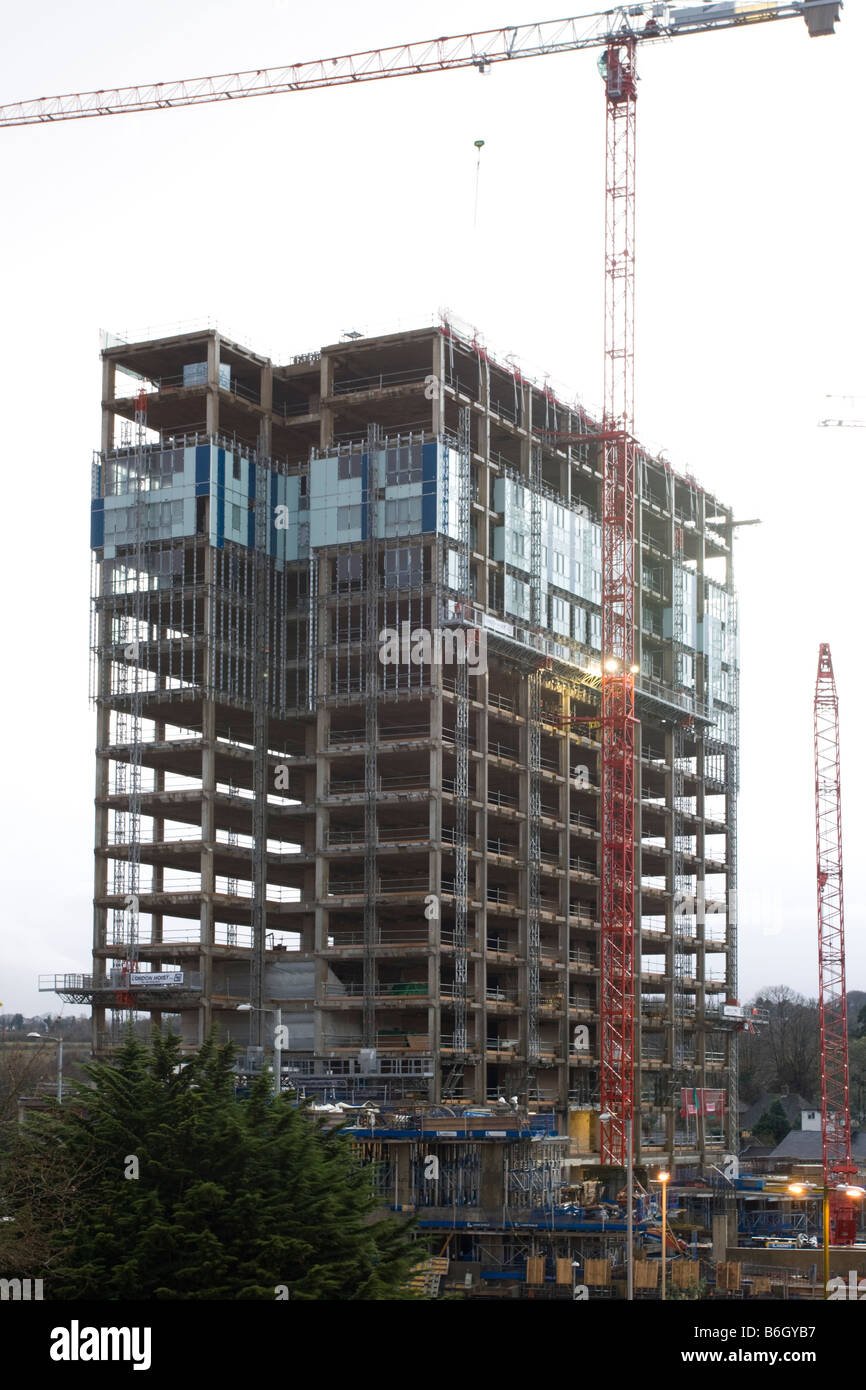 KD-Tower (ehemals Kodak Gebäude) Hemel Hempstead, Sanierungen im Gange. Stockfoto