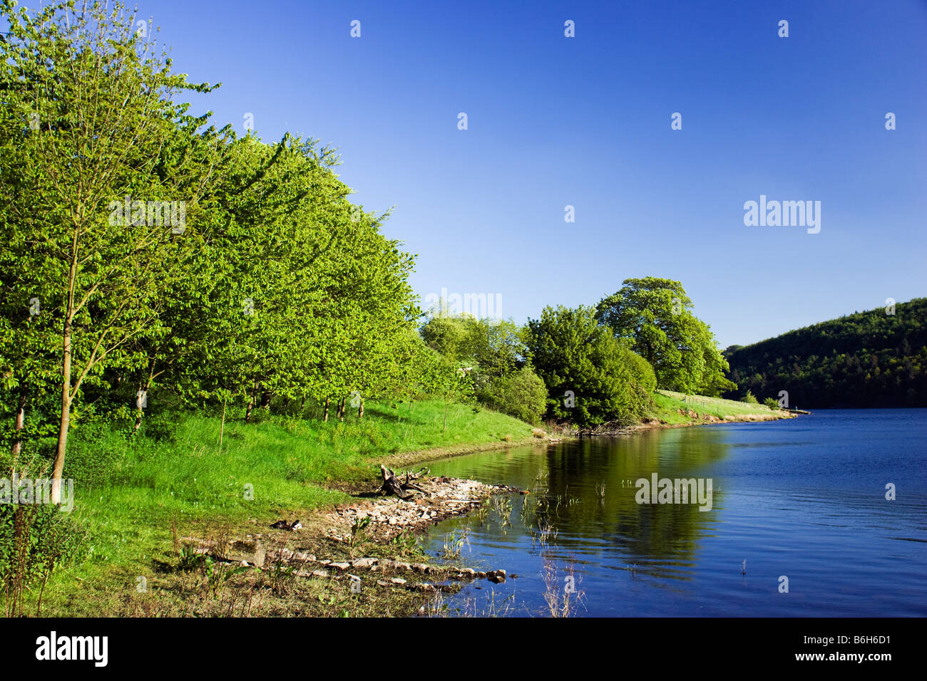 Ladybower Vorratsbehälter "Derwent Valley" im Herbst Ende September, "Peak District" Derbyshire England UK Stockfoto