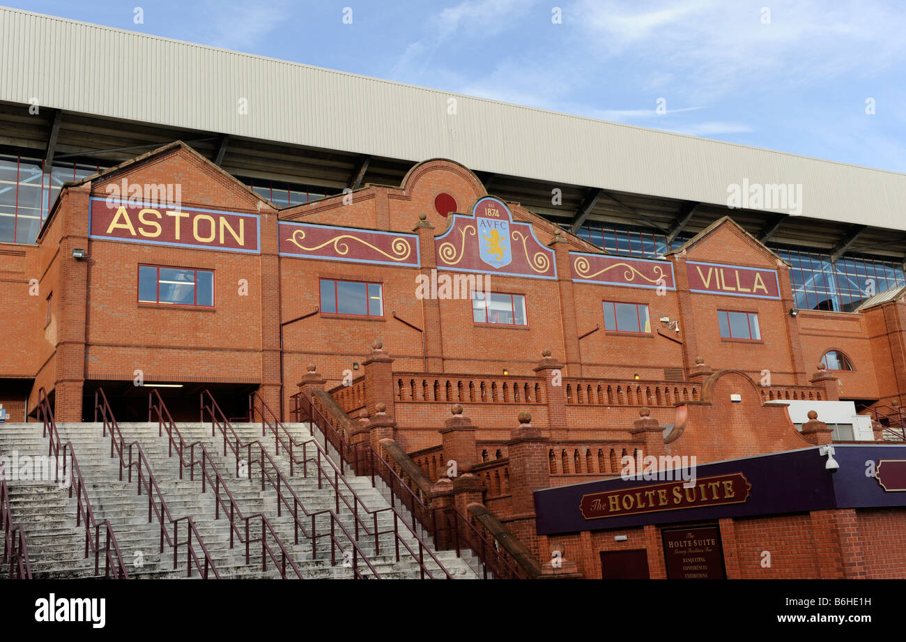 Die Holte Ende stand der Villa Park in Birmingham die Heimat des englischen premier League-Fußball-Verein Aston Villa Stockfoto