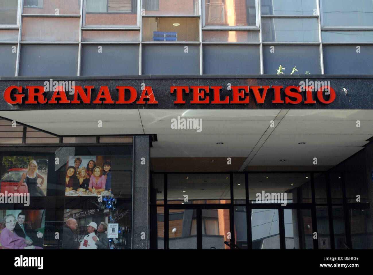 Granada Fernsehen vor dem Eingang Stockfoto