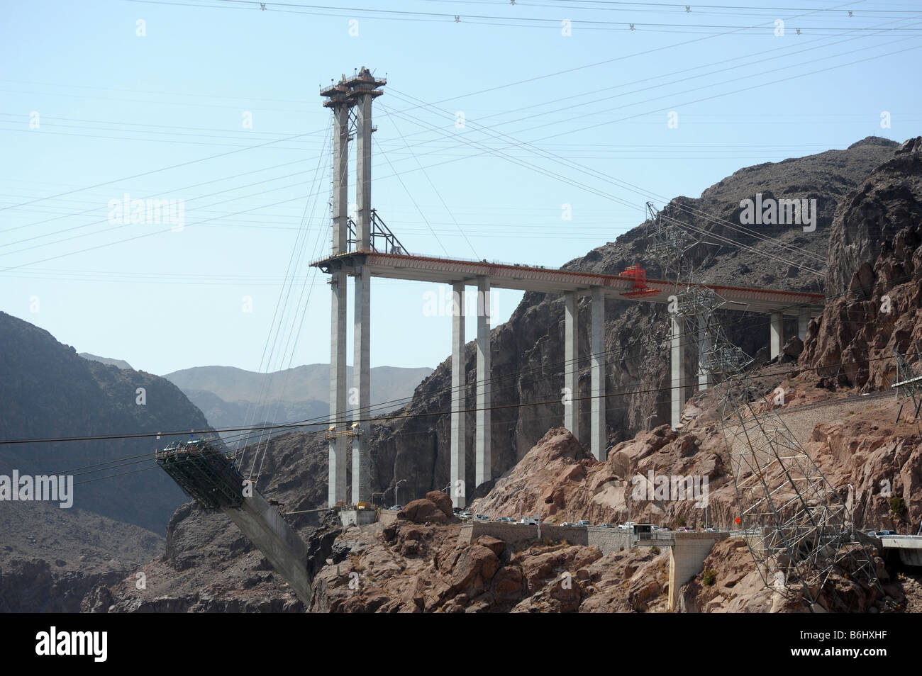 Hoover-Damm - Bau auf dem Colorado River Bridge-Abschnitt des Projekts Hoover Dam Bypass Stockfoto
