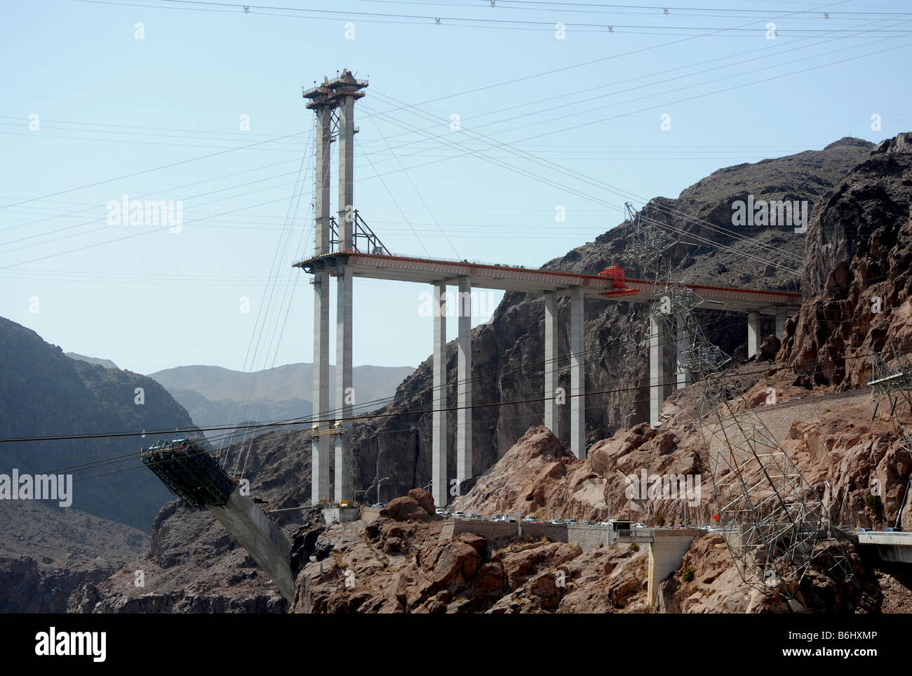 Hoover-Damm - Bau auf dem Colorado River Bridge-Abschnitt des Projekts Hoover Dam Bypass Stockfoto