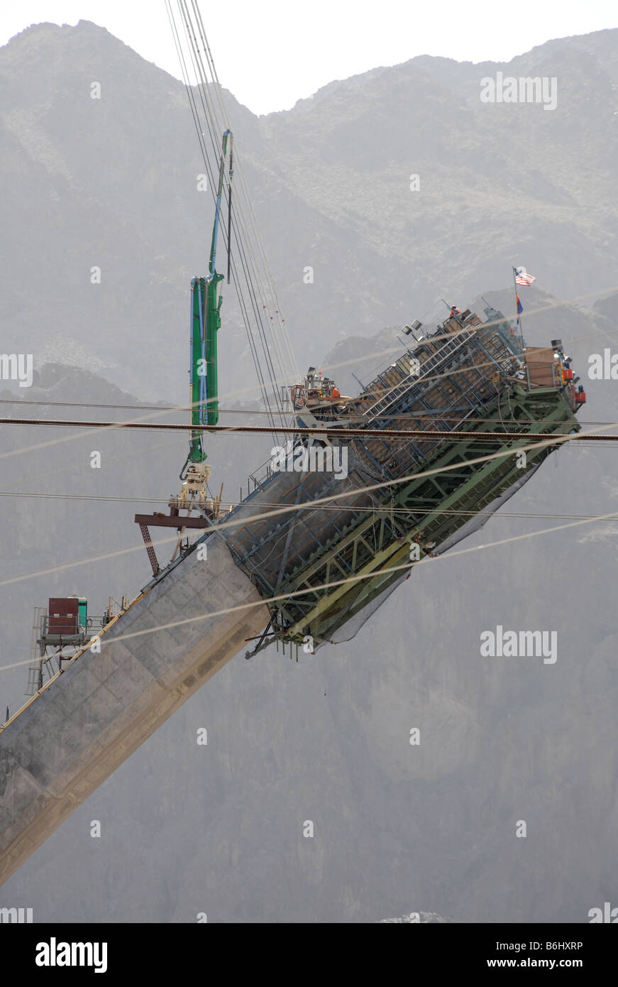 Hoover-Damm - Bau auf dem Colorado River Bridge-Abschnitt des Projekts Hoover Dam Bypass Stockfoto
