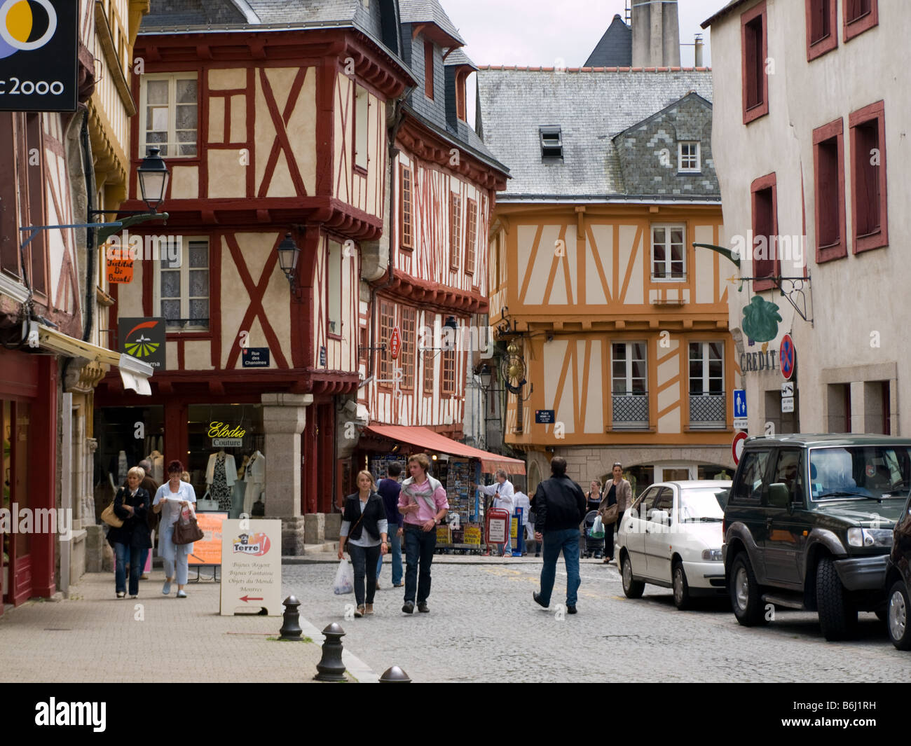 Malerische Straße in Vannes, Bretagne, Frankreich. Stockfoto