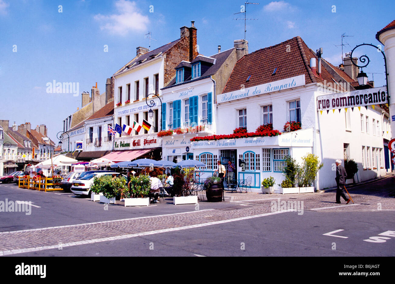 eine Straße in Montreuil-Sur-Mer-Pas-de-Calais-Frankreich Stockfoto