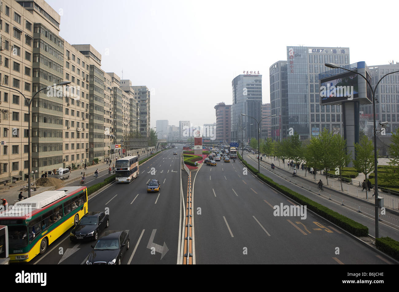 Breite Straße in Peking Stockfoto