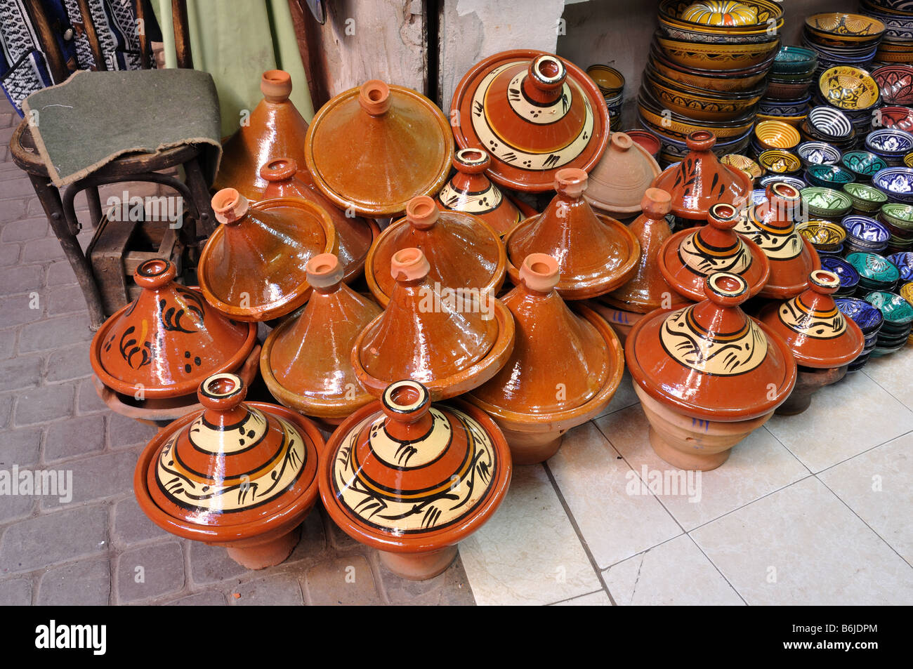 Keramik zum Verkauf in Marrakech, Marokko Stockfoto