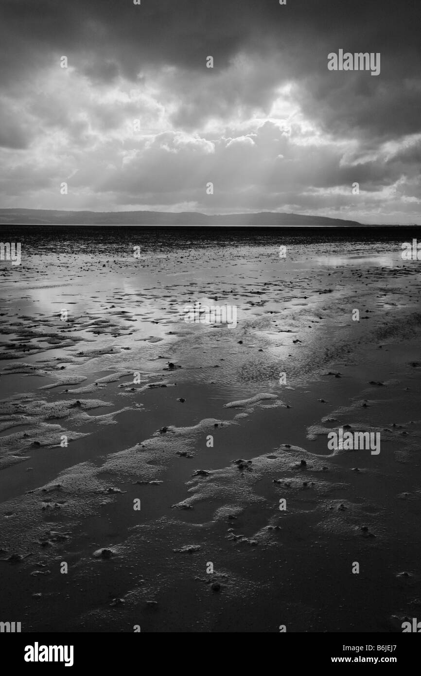 Sturm über der Mündung des Flusses Dee Stockfoto