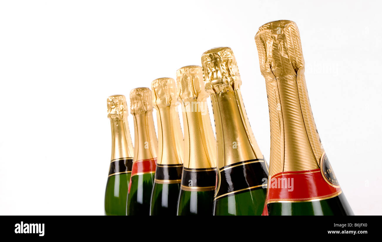 Eine Gruppe von Sektflasche Hälse "ohne branding" Stockfoto