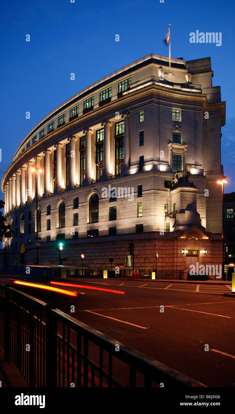 Großbritannien, England, London. Das Unilever-Haus am Victoria Embankment in London. Stockfoto