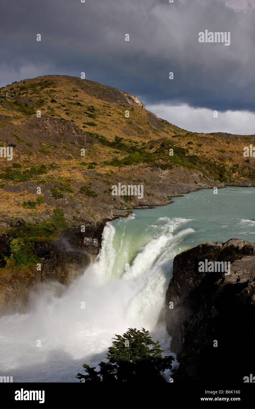 rauschenden Fluss und verliebt sich in Patagonien Stockfoto