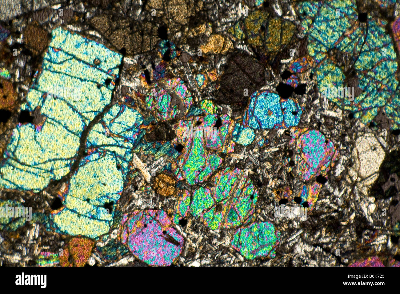 Picrite Basalt ist eine Vielzahl von hohen Magnesium-Olivin-Basalt, die sehr reich an Mineralien Olivin Stockfoto
