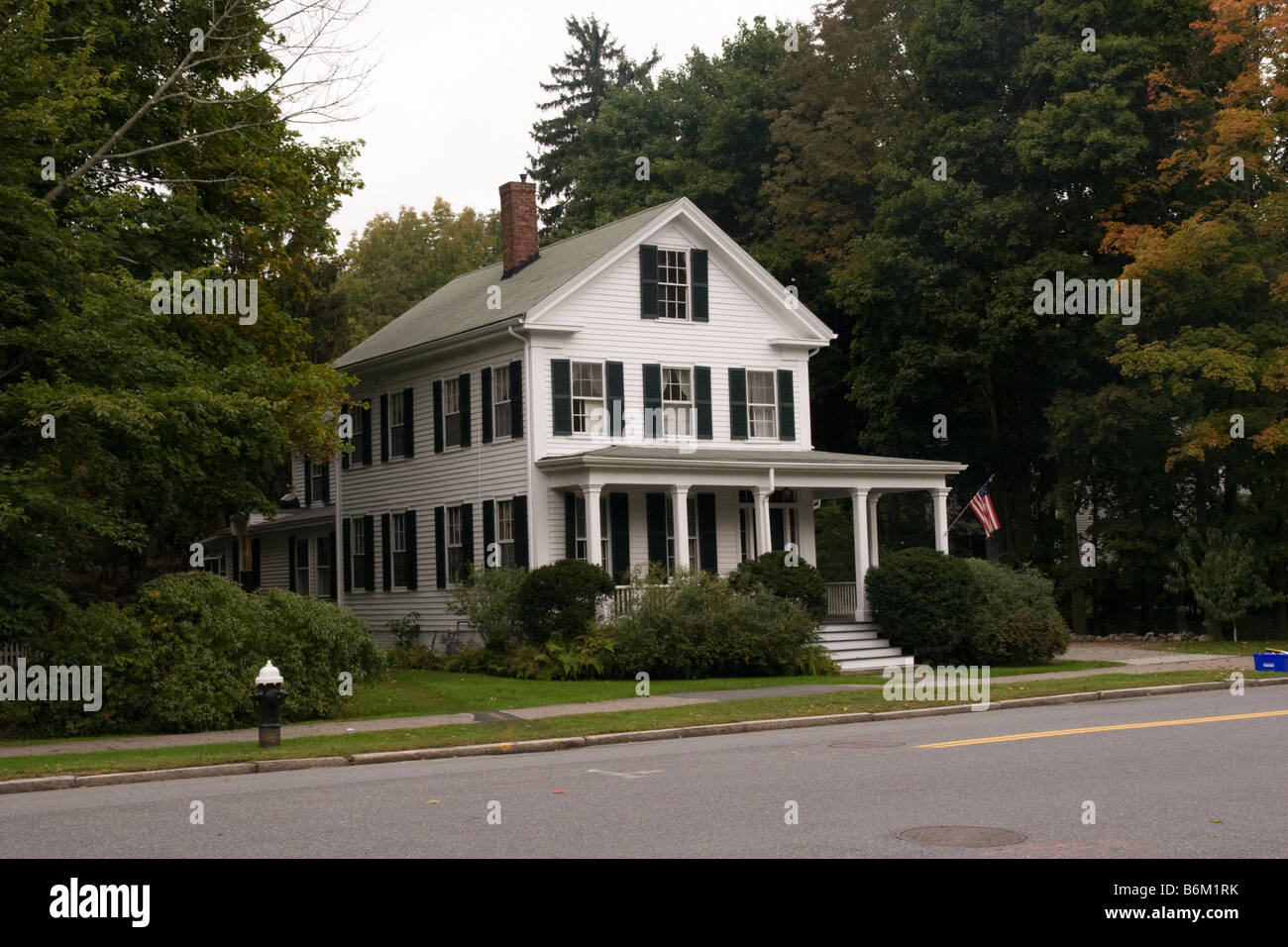 Holzhaus von Battle Green in Lexington MA Massachusetts New England USA Vereinigte Staaten von Amerika Stockfoto