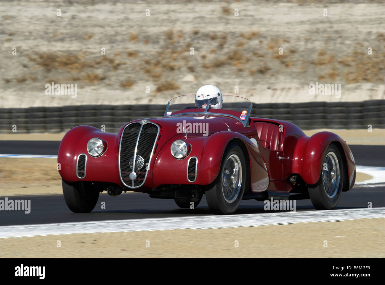 Ein 1939 Alfa Romeo 6C-2500SS an der historischen Autorennen Monterey, Monterey, Kalifornien, USA Stockfoto